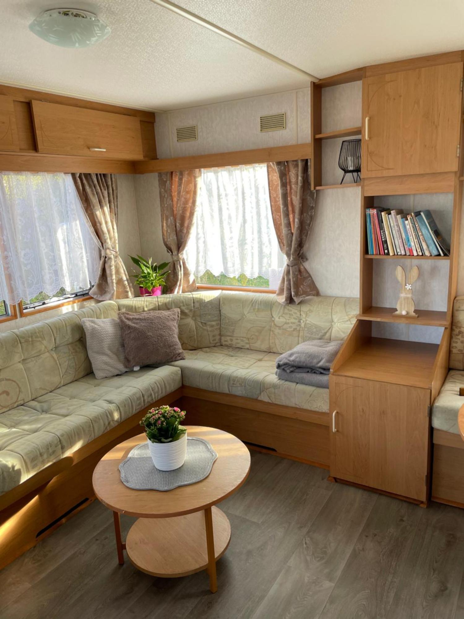 Vila Mobilheim Na Louce Vyrovice Exteriér fotografie
