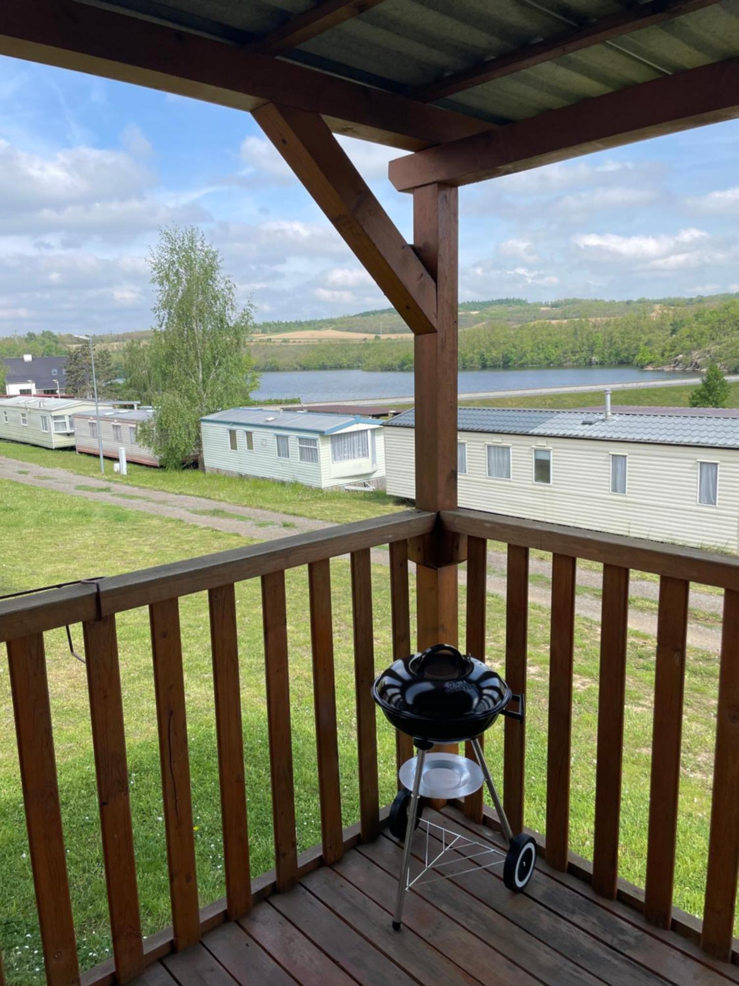 Vila Mobilheim Na Louce Vyrovice Exteriér fotografie
